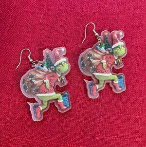 The Grinch Christmas Fashion Earrings - Star Sack